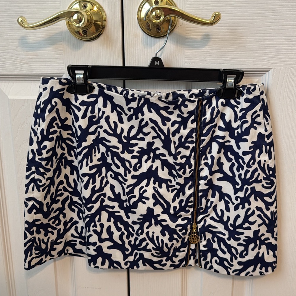 Navy and White Lilly Pulitzer Women's Skirt Size 4 NWOT